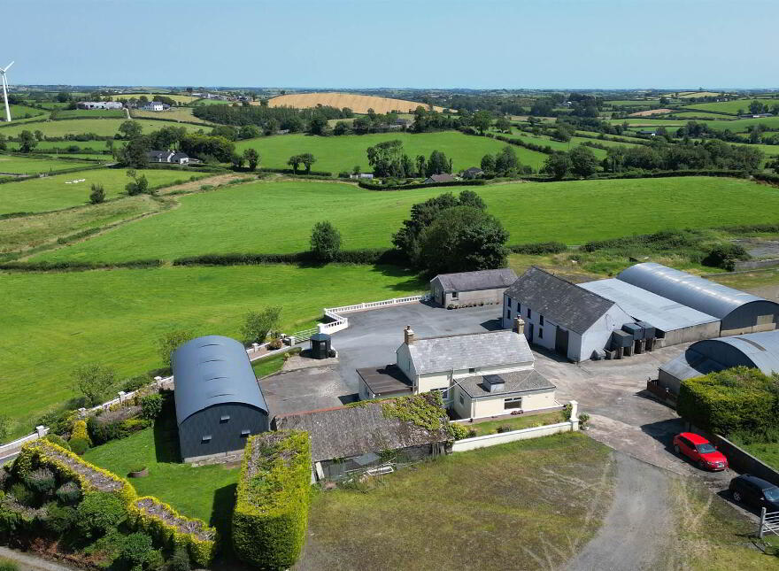 33 Peartree Road, Saintfield, BT24 8YB