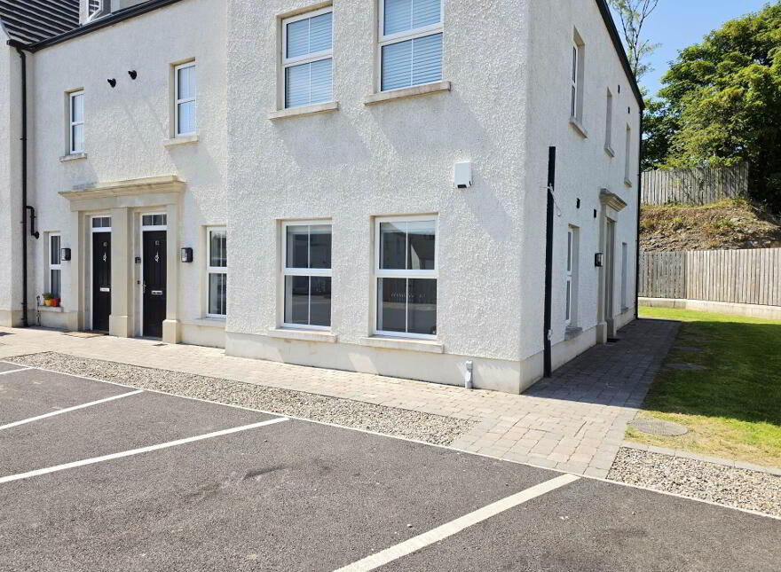 82 Loughview Meadows, Enniskillen, BT74 5PL photo