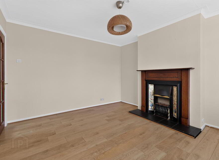 23 Moyne Park, Belfast, BT5 7QT