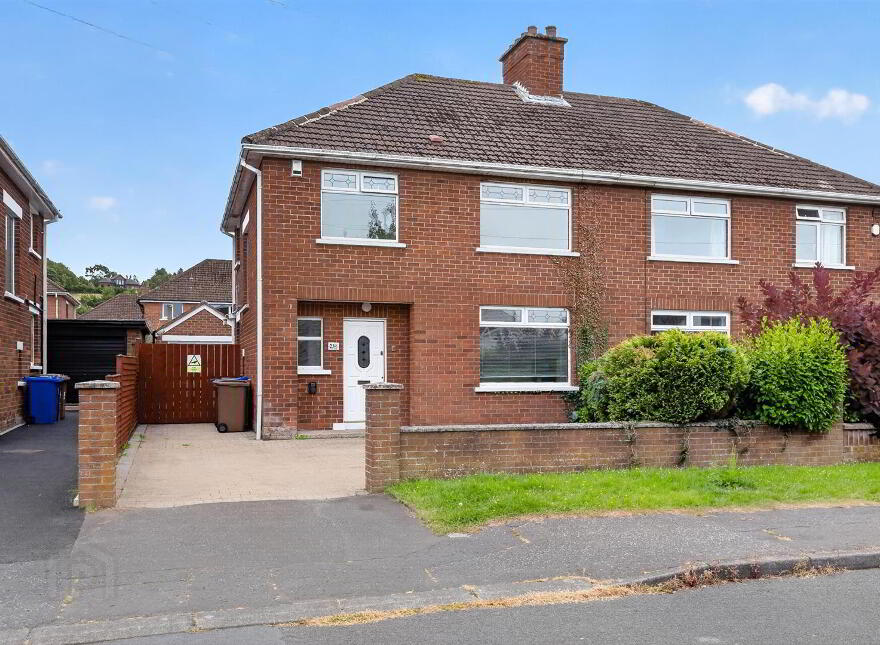 23 Moyne Park, Belfast, BT5 7QT