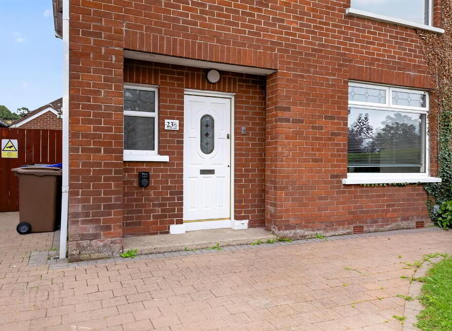 23 Moyne Park, Belfast, BT5 7QT