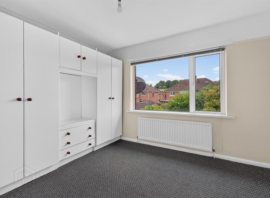 23 Moyne Park, Belfast, BT5 7QT