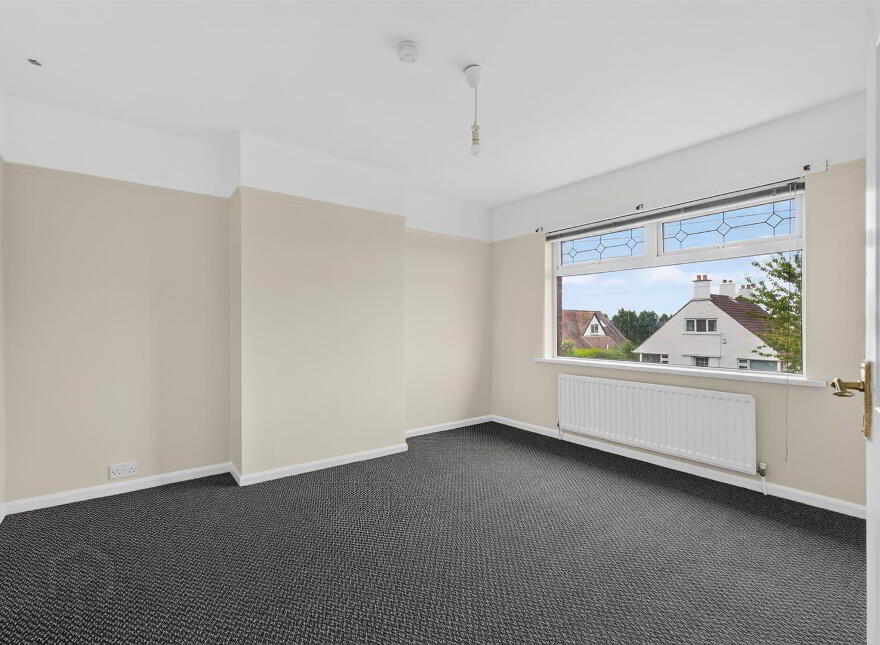23 Moyne Park, Belfast, BT5 7QT