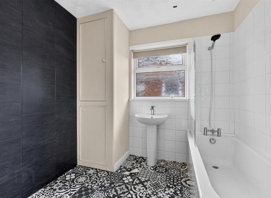 23 Moyne Park, Belfast, BT5 7QT