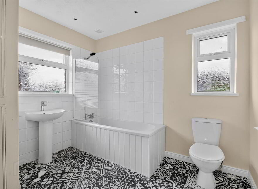 23 Moyne Park, Belfast, BT5 7QT