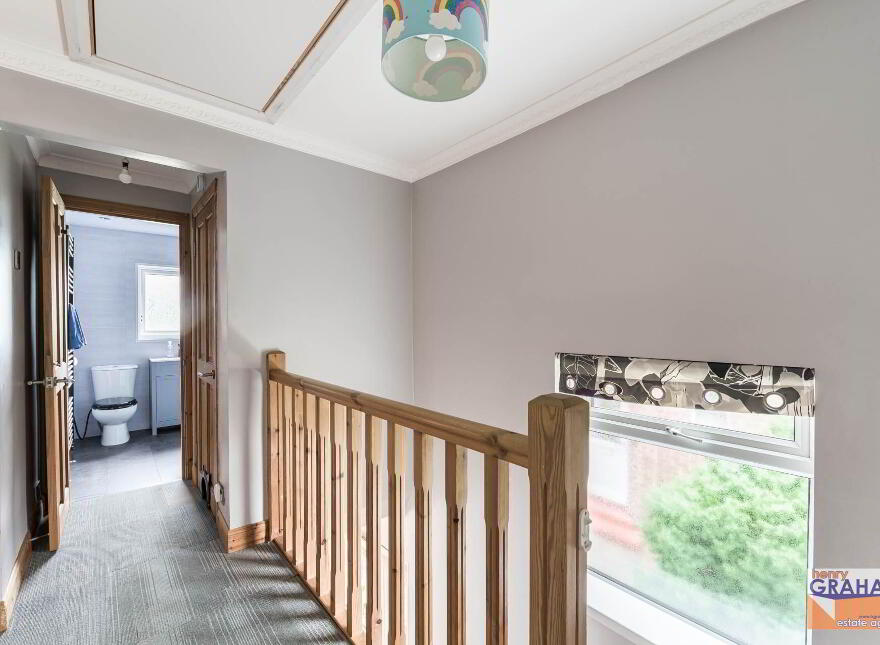 82 Lawnmount Crescent, Lisburn, BT27 4TU