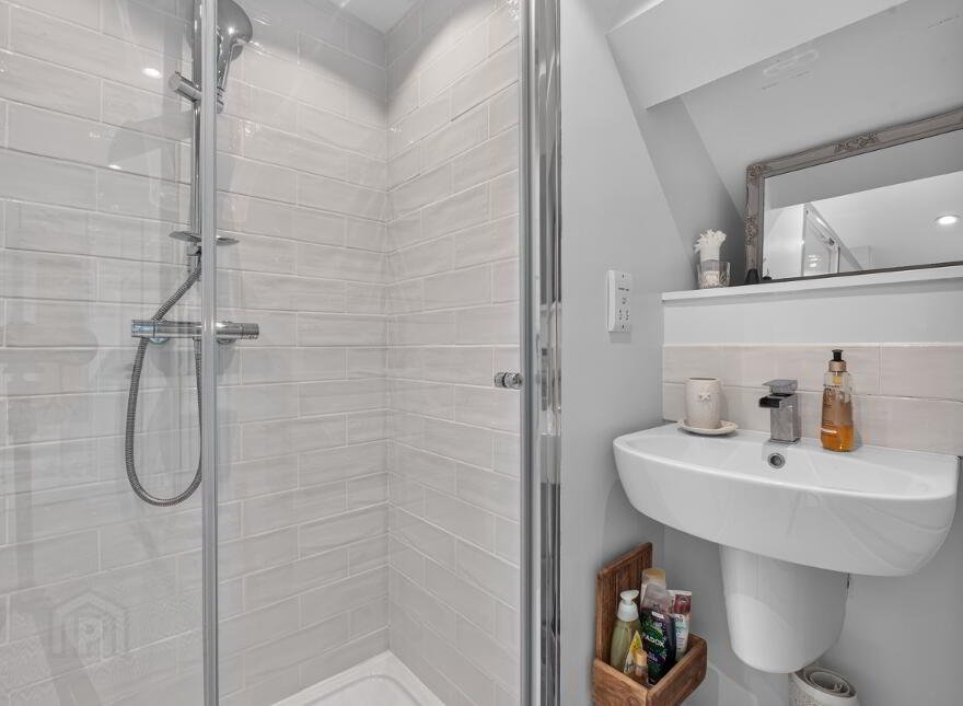 'ROCKPORT LODGE', 2 Castle Park, Cushendun, Ballymena, BT44 0PT