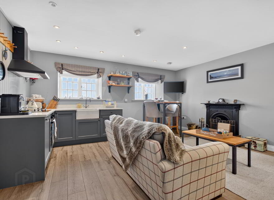 'ROCKPORT LODGE', 2 Castle Park, Cushendun, Ballymena, BT44 0PT