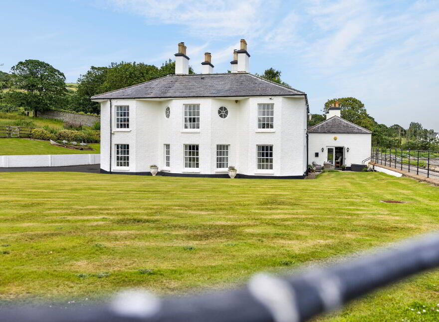 'ROCKPORT LODGE', 2 Castle Park, Cushendun, Ballymena, BT44 0PT