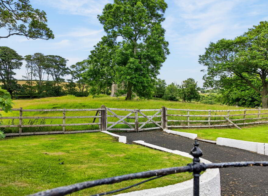 'ROCKPORT LODGE', 2 Castle Park, Cushendun, Ballymena, BT44 0PT
