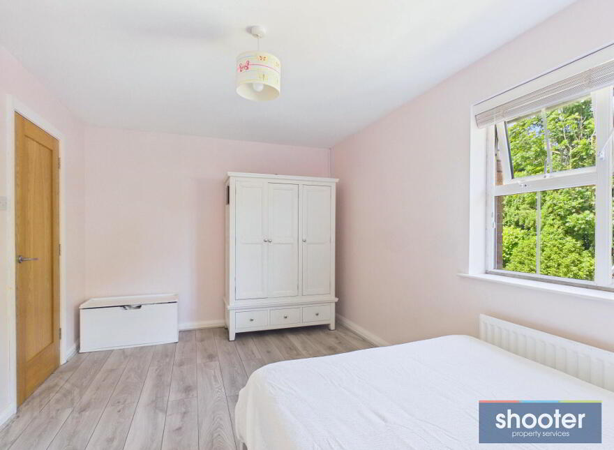 77 Forest Hills, Newry, BT34 2FL
