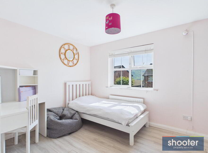 77 Forest Hills, Newry, BT34 2FL