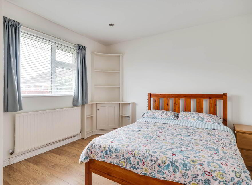 28 College Gardens, Enniskillen, BT74 4RJ