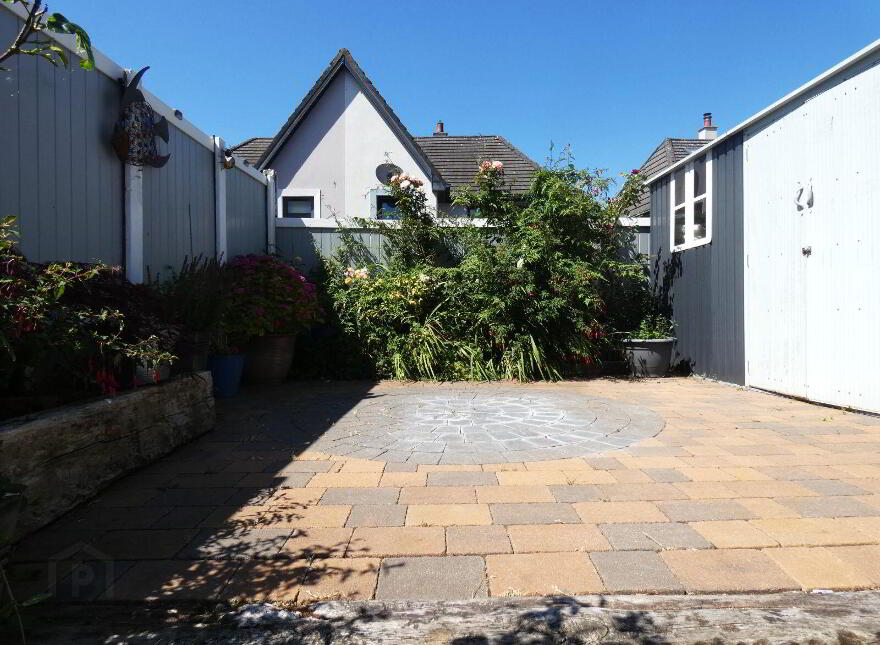 55 Garden View, Creggaunnahilla, Clarecastle, Ennis, V95CFW2