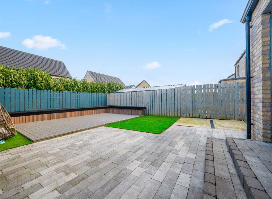 2 Lakeside Close, Coleraine, BT52 2FB