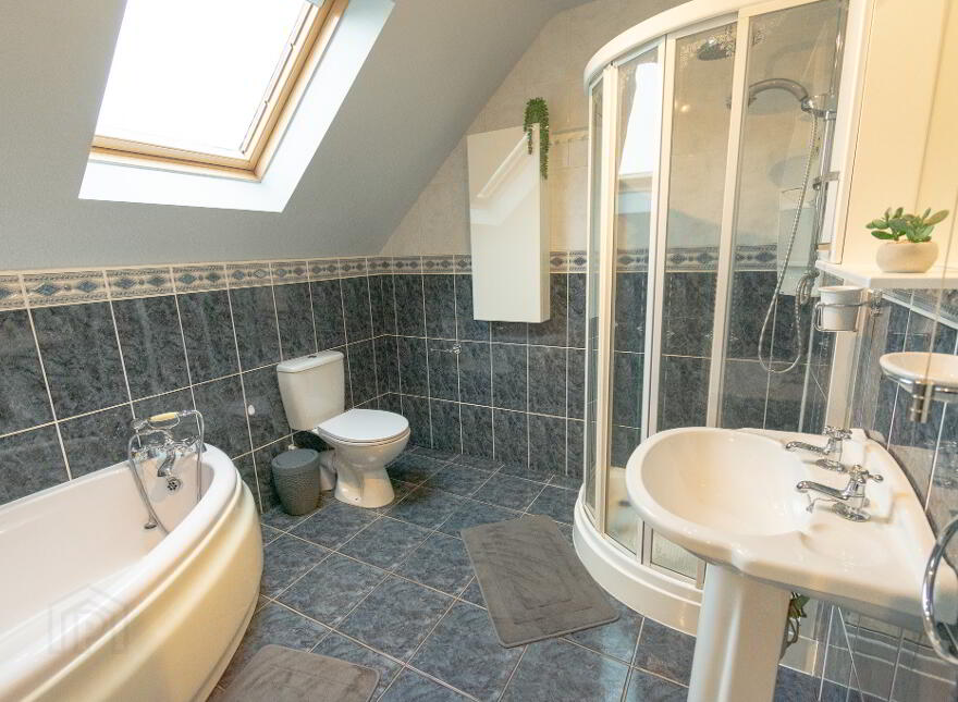 1 Kirk Gardens, Clough, Ballymena, BT44 9RN