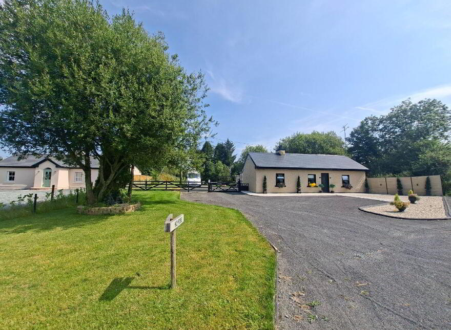 Arva Road, Ballinagh, H12P282