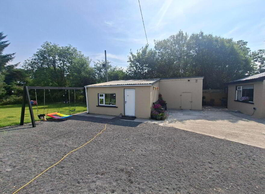 Arva Road, Ballinagh, H12P282