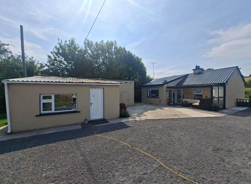 Arva Road, Ballinagh, H12P282