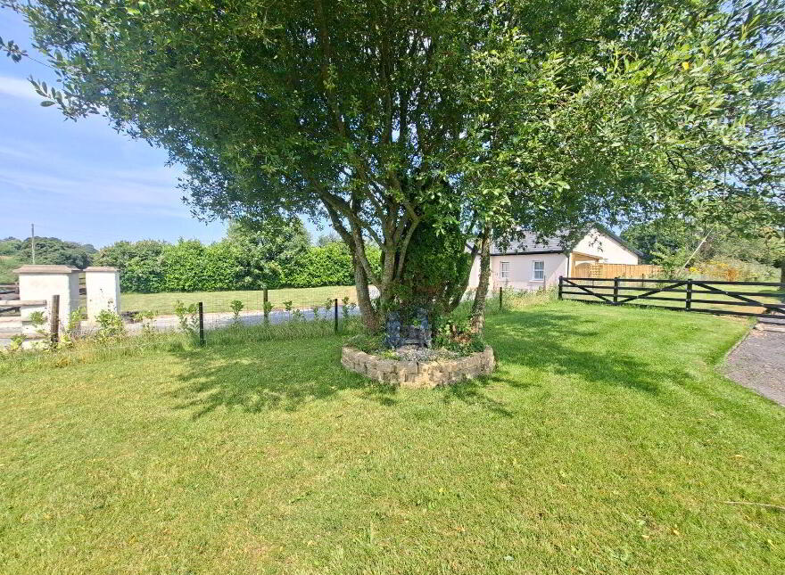 Arva Road, Ballinagh, H12P282