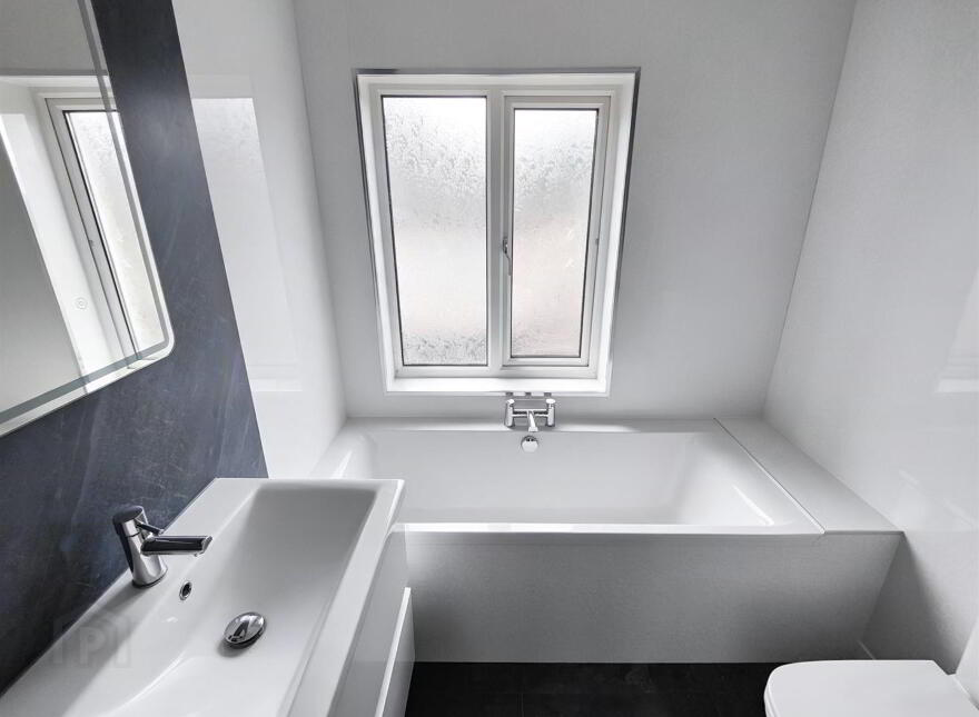 76 Rutherglen Street, Belfast, BT13 3LS