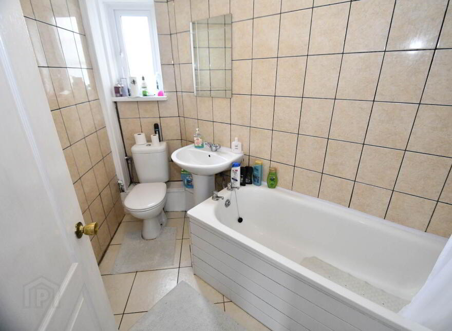 23a Tullymore Gardens, Andersonstown, Belfast, BT11 8ND