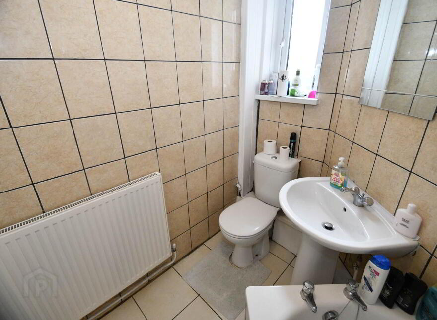 23a Tullymore Gardens, Andersonstown, Belfast, BT11 8ND