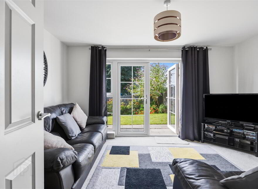 34 Blackwood Crescent, Newtownards, BT23 4XX