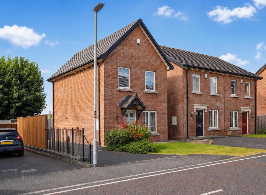 34 Blackwood Crescent, Newtownards, BT23 4XX