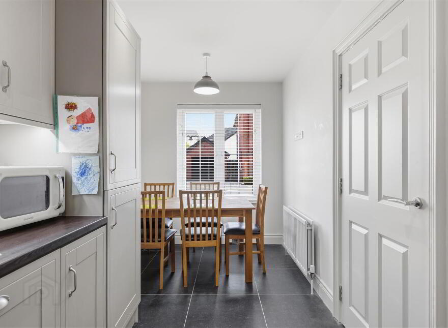 34 Blackwood Crescent, Newtownards, BT23 4XX