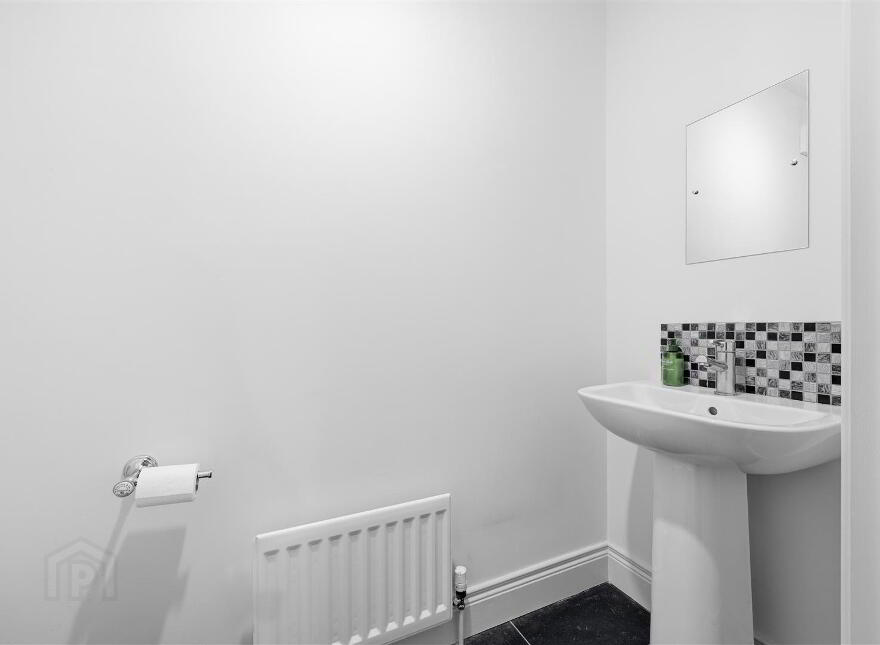 34 Blackwood Crescent, Newtownards, BT23 4XX