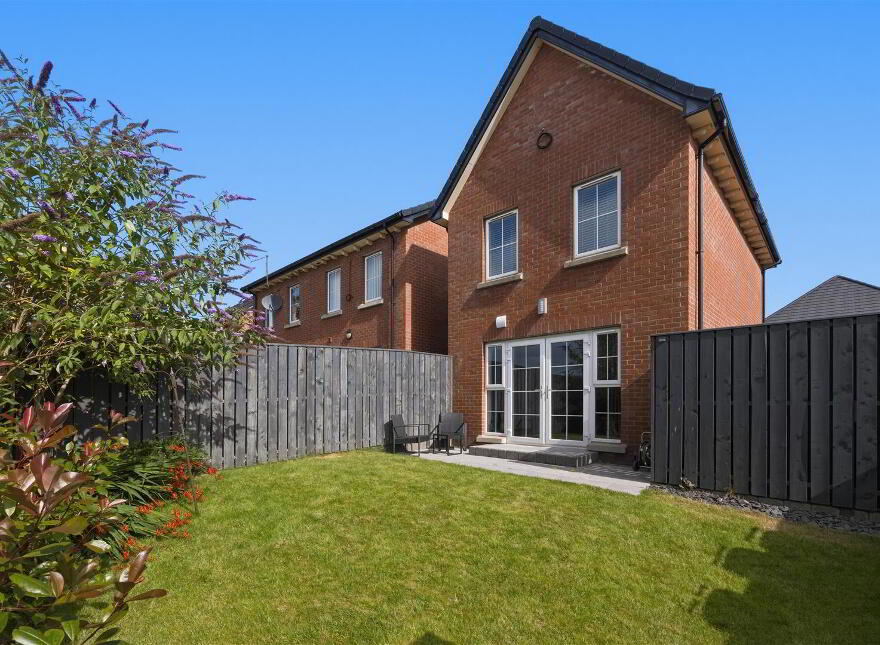 34 Blackwood Crescent, Newtownards, BT23 4XX