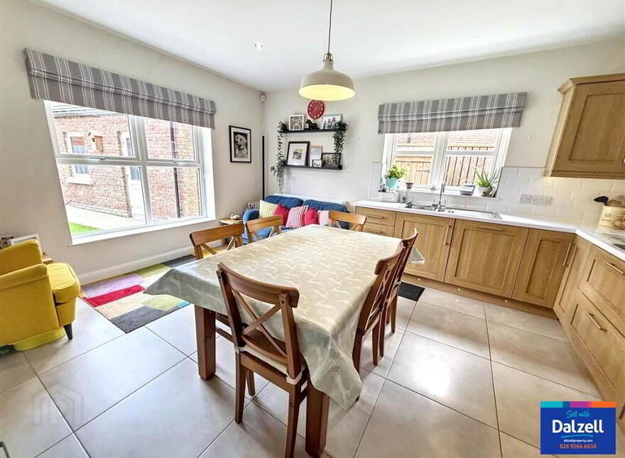 8 Kings Oak Meadow, Lisburn, BT27 5TG