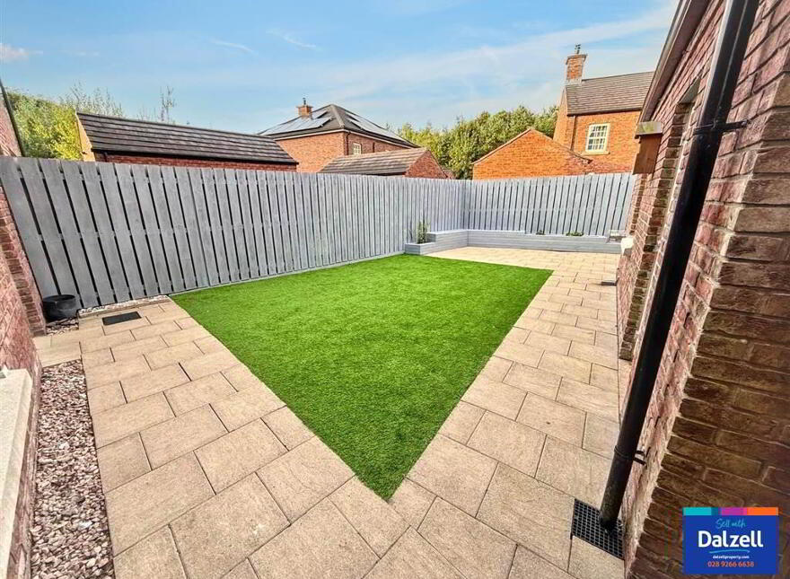 8 Kings Oak Meadow, Lisburn, BT27 5TG