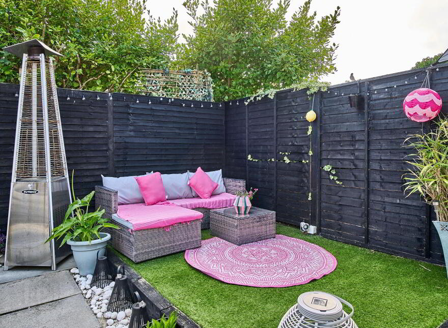 16 Broomhill Park, Bangor, BT20 5QZ