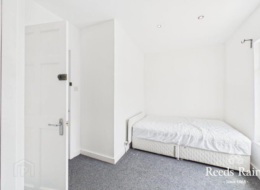14 Brenda Street, Belfast, BT5 5GQ