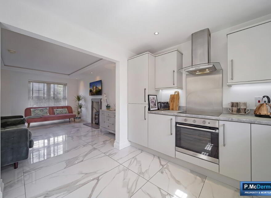 26 Oak Country Manor, Waterside, Derry, BT47 6HG