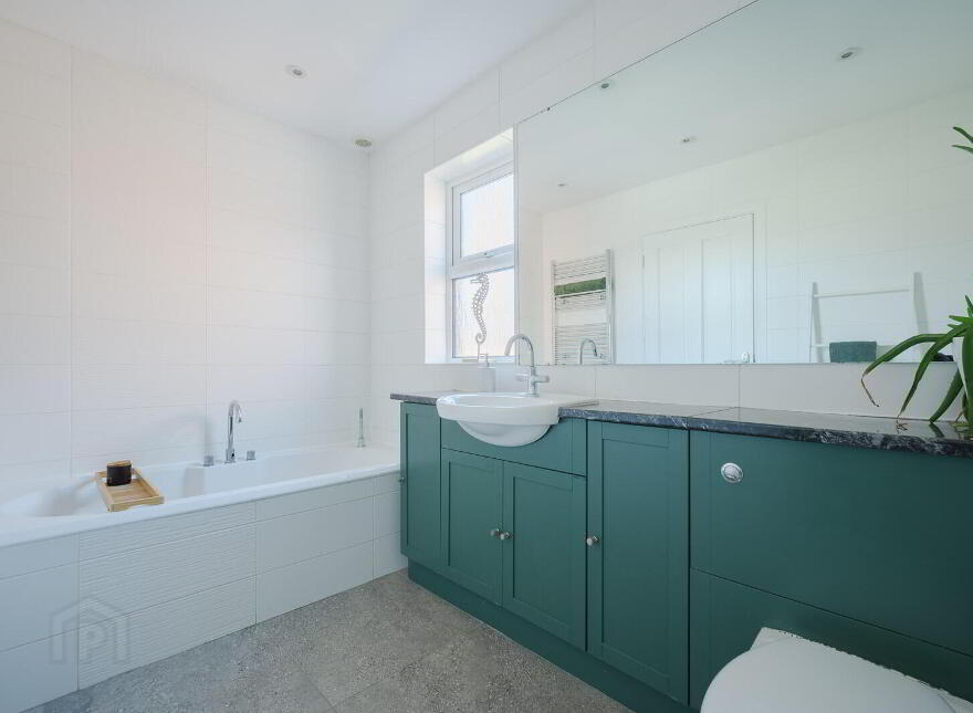 4 Oyster Cove, Donaghadee, BT21 0JS