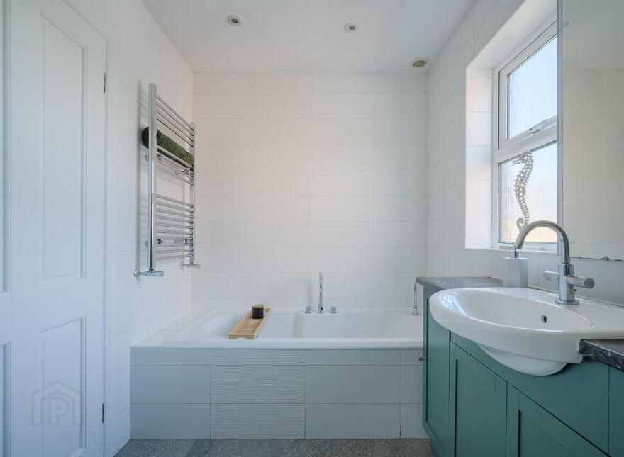 4 Oyster Cove, Donaghadee, BT21 0JS