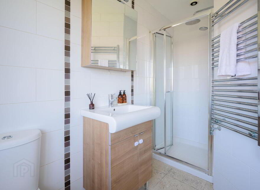 4 Oyster Cove, Donaghadee, BT21 0JS
