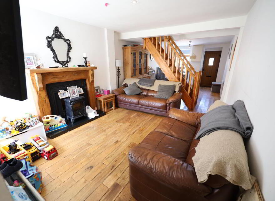 3 Palmer's Terrace, Main Street, Ringaskiddy, P43HX06
