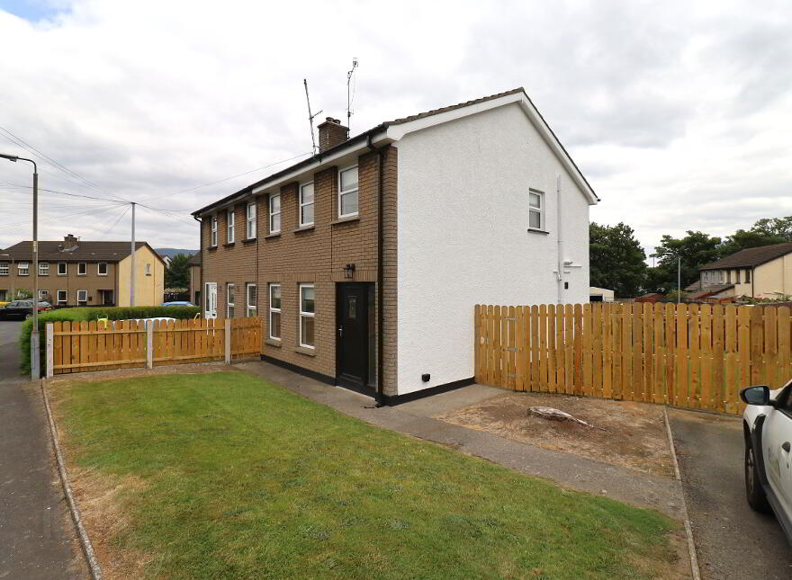 13 Oakland Grove, Warrenpoint, BT34 3SQ