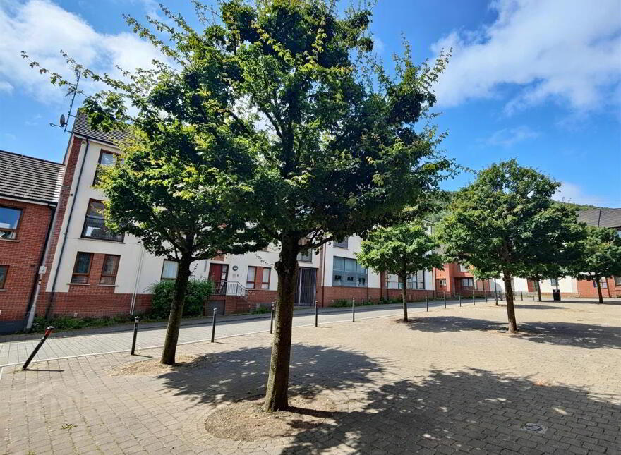 12h Heath Lodge Square, Belfast, BT13 3WG