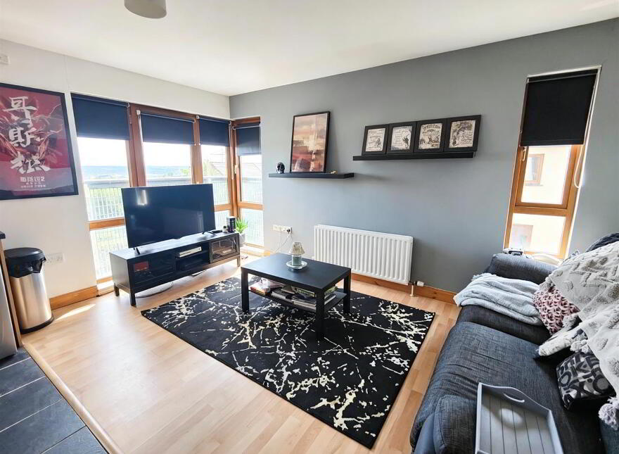 12h Heath Lodge Square, Belfast, BT13 3WG