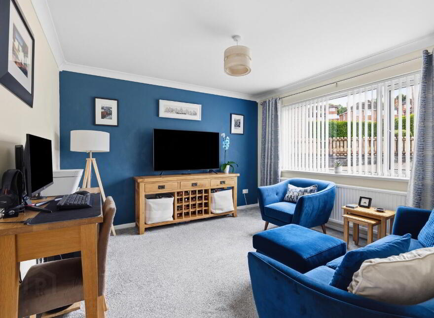 34 Delamont Park, Belfast, BT6 9RJ