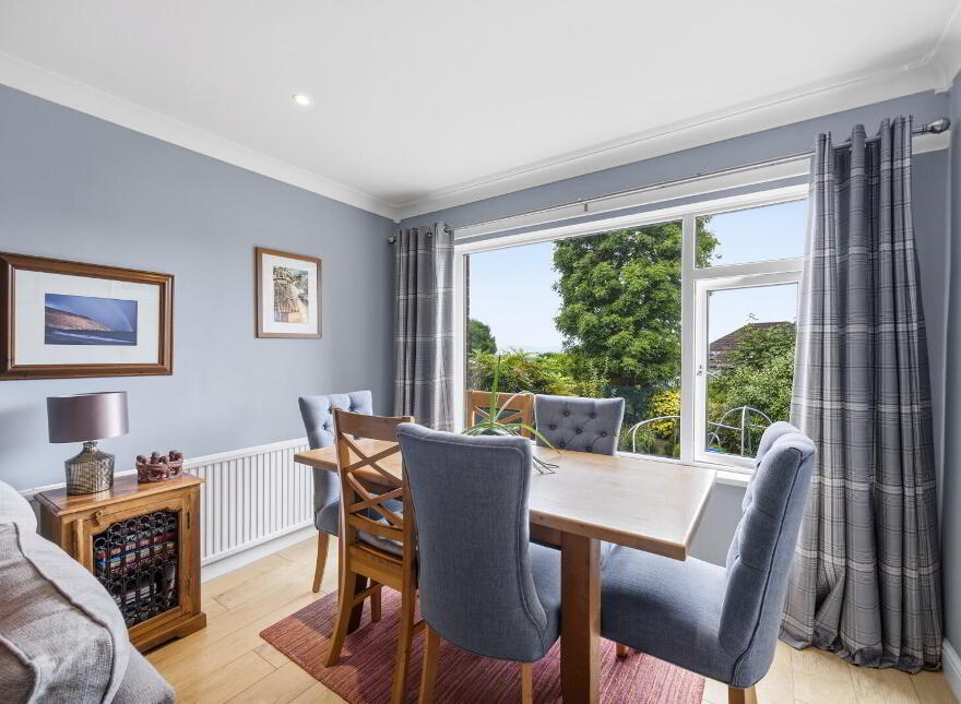 34 Delamont Park, Belfast, BT6 9RJ
