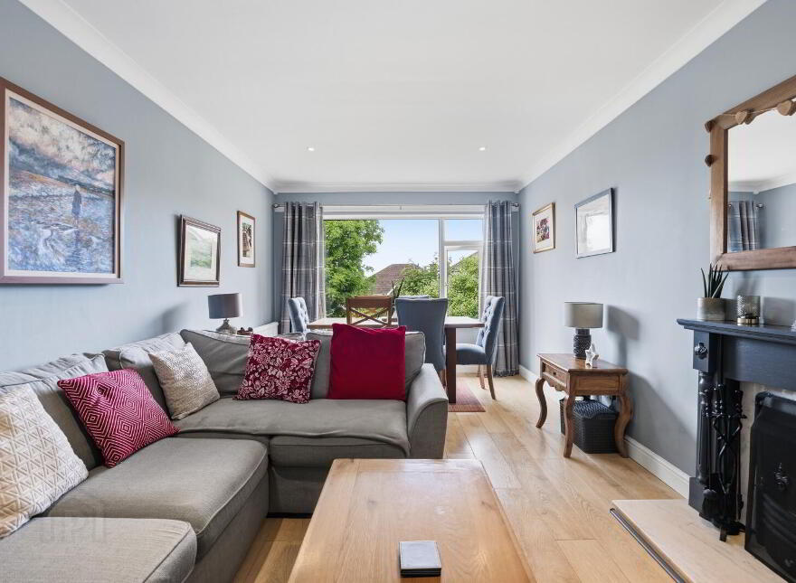 34 Delamont Park, Belfast, BT6 9RJ