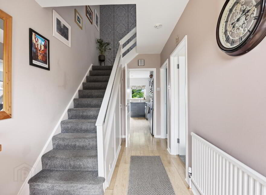 34 Delamont Park, Belfast, BT6 9RJ
