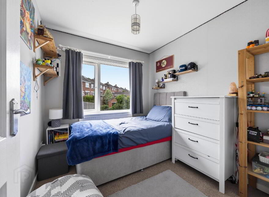 34 Delamont Park, Belfast, BT6 9RJ