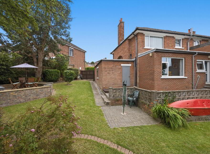 34 Delamont Park, Belfast, BT6 9RJ